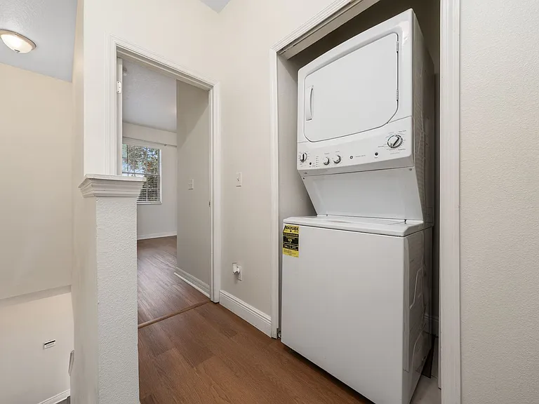 10612 Savannah Wood Dr — Photo 27