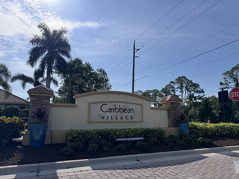 11626 Parrotfish St — Photo 32