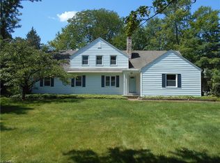 5860 Richmond Rd, Bedford, OH 44146