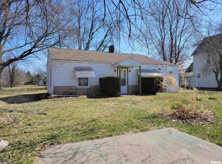 1225 Maple Ave, Macomb, IL 61455