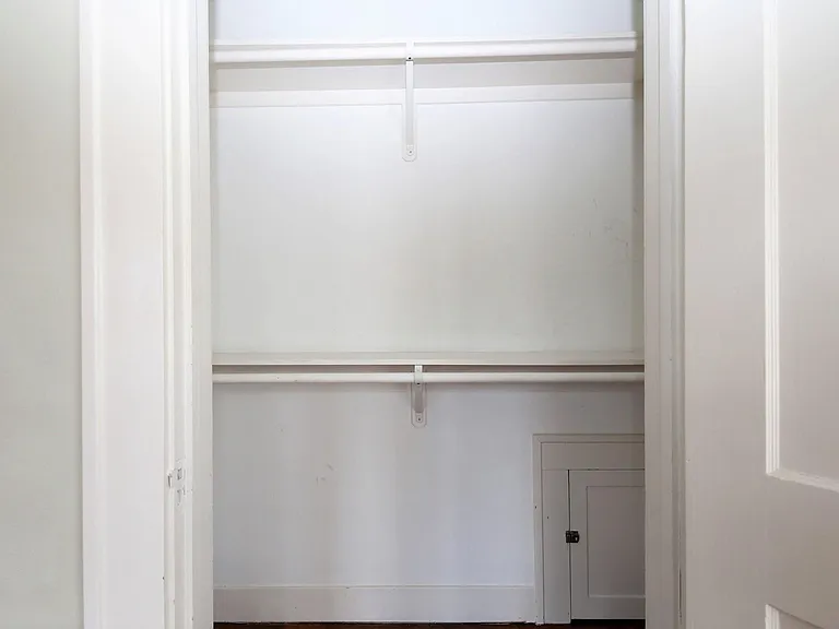 1223 W Gray St — Photo 8