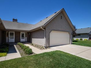 613 Ellys Way, Slinger, WI 53086
