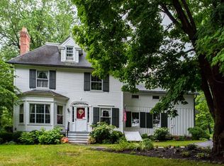 597 Mendon Center Rd, Pittsford, NY 14534