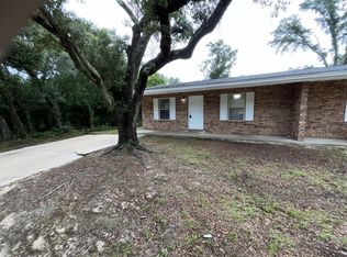 24 Redwood Cir #A, Pensacola, FL 32506