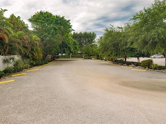 5th image of 4305 2nd Ave