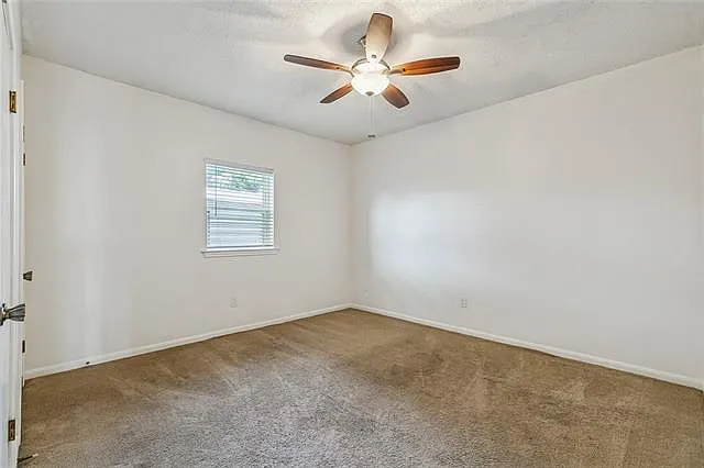4508 Park Dr N — Photo 9