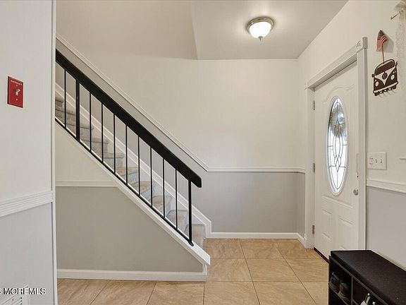 5th image of 95 Azalea Circle