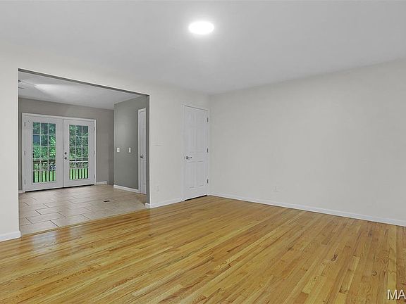 4th image of 120 Briarcliff Dr