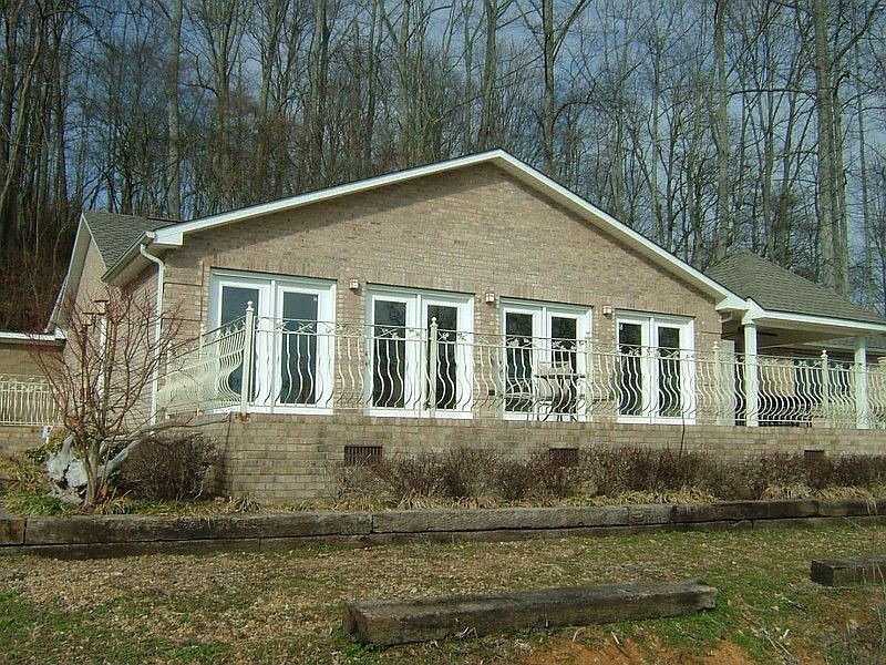 1st image of 109 Rhody Dr