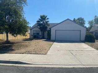 705 Hollowglen Rd, Oceanside, CA 92057