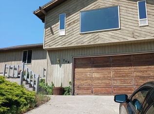 708 Highland Dr, La Grande, OR 97850