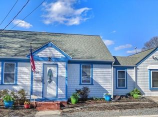 20 Mayflower Ave, Wareham, MA 02571