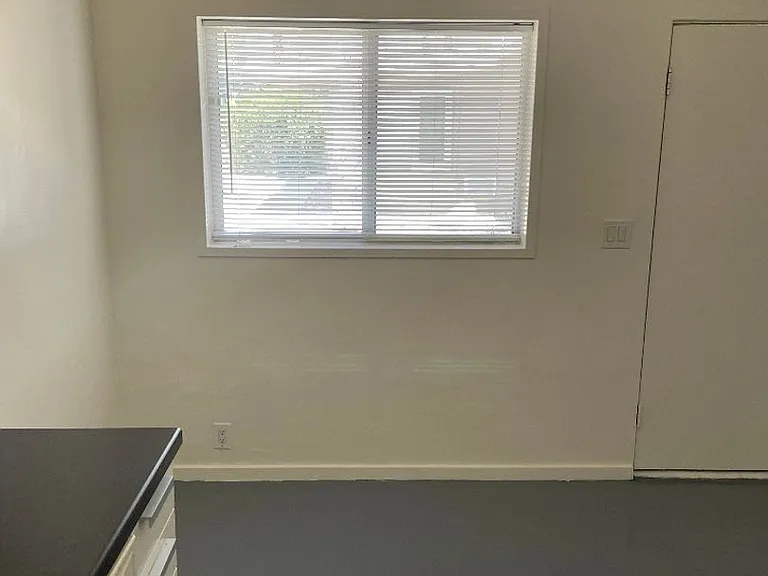 540 S Mountain View Dr — Photo 10