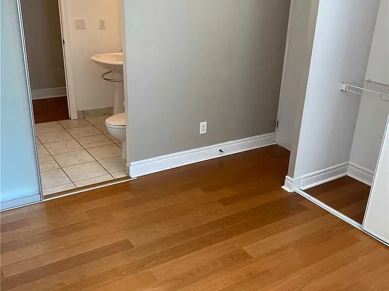 220 Victoria St #1204 — Photo 13