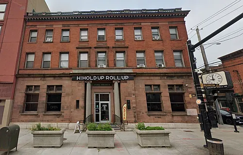 192 Lark Street Photo 1