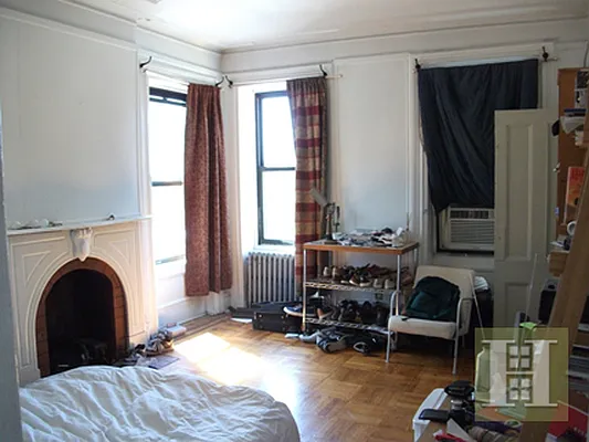 Rented by Halstead Real Estate | media 28