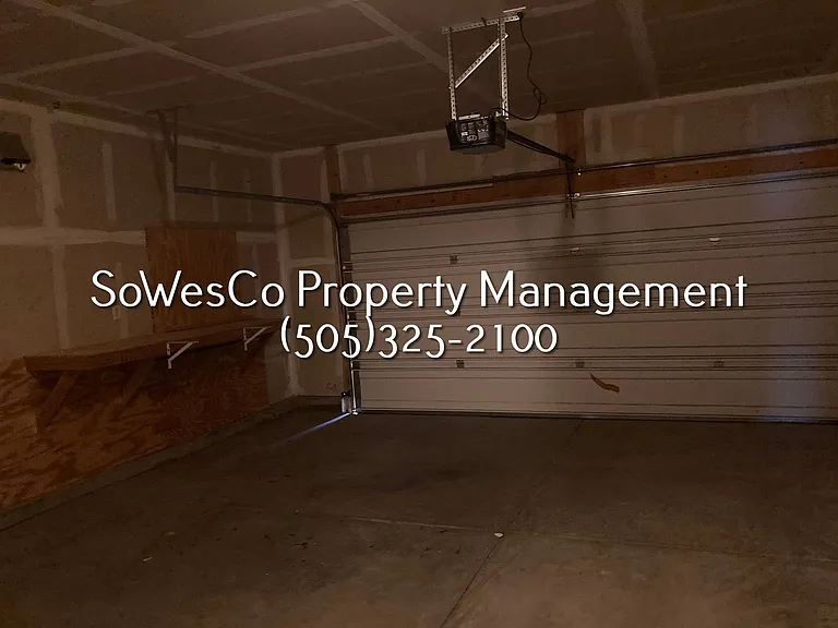 961 Katherine Ave — Photo 15
