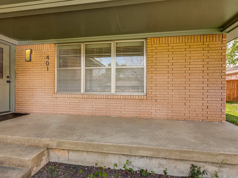 401 Daisy Dr — Photo 24