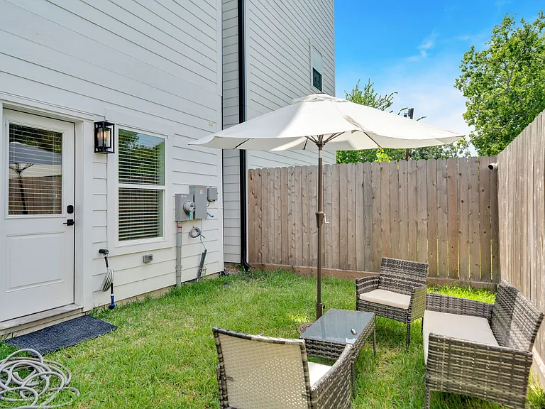 3417 Yellowstone Blvd #4 — Photo 11