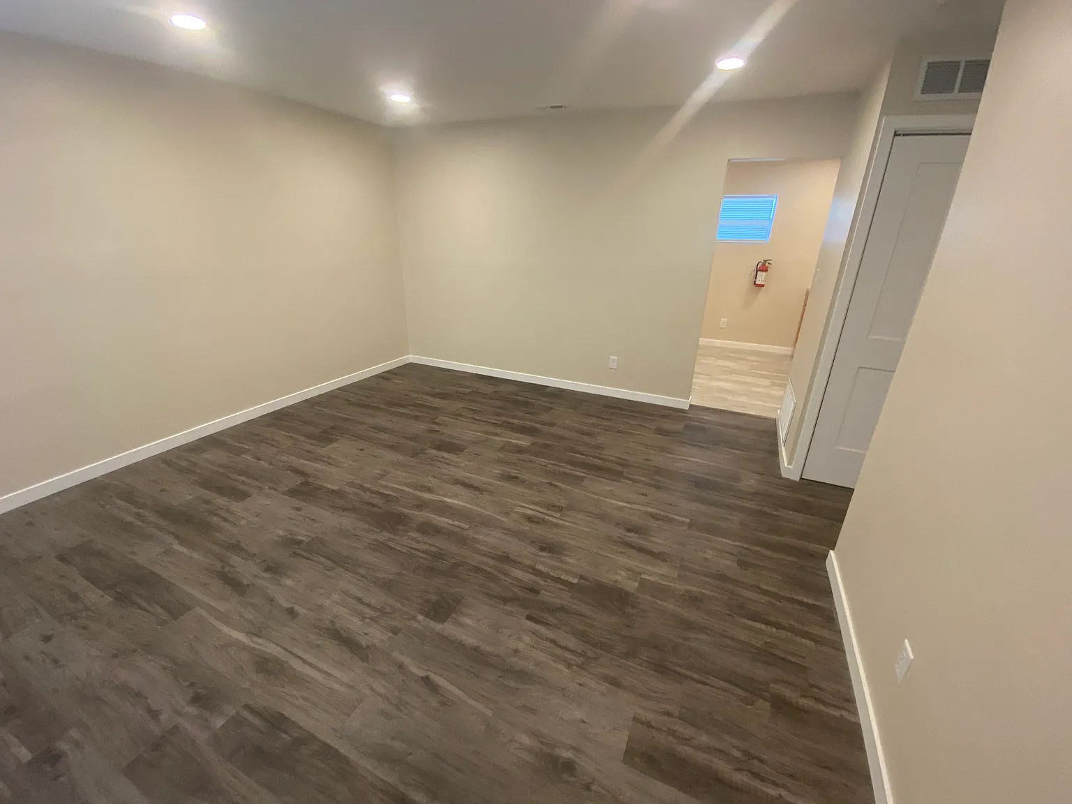 2517 E 21st Ave — Photo 3