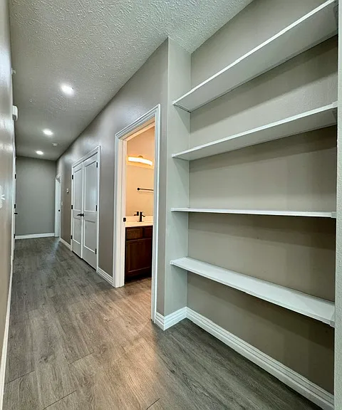 305 N 13th St #101 — Photo 11