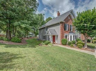 1795 Robinwood Rd, Gastonia, NC 28054