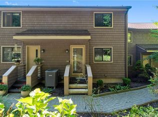 166 Old Brookfield Rd #22C3, Danbury, CT 06810