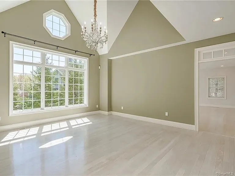 6 Wyeth Dr #6 — Photo 2