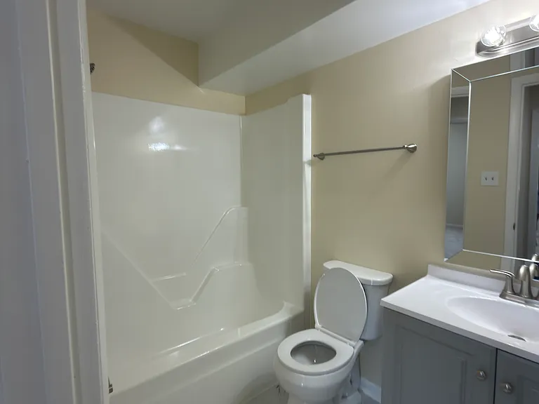 3809 Burlingame Pl #34E — Photo 9