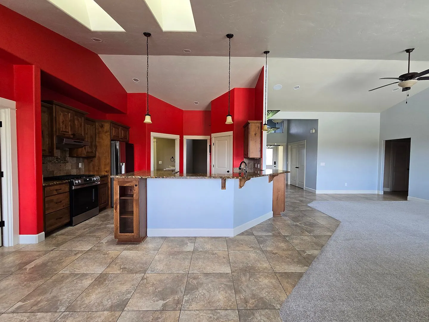 South Kennewick Rambler on 3/4 Acre lot with Pool and Hot Tub MLS #295216 — Photo 4