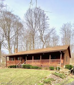 17575 Wing Rd, Chagrin Falls, OH, 44023