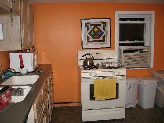 Kitchen - Partial View