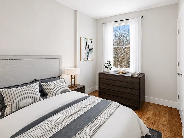 598 Myrtle Ave #5B — Photo 3