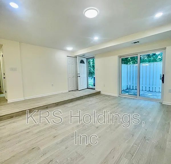 7214 Jillspring Ct #26C — Photo 5