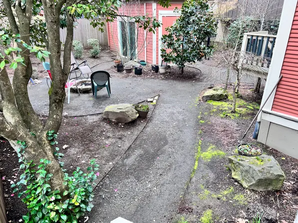 #108-3745 SE Belmont, 3745 SE Belmont St APT 3, Portland, OR 97214
