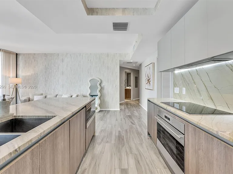 801 S Miami Ave #1805 — Photo 6