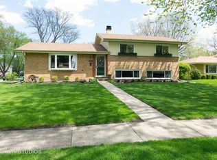 123 N Horner Ln, Mount Prospect, IL