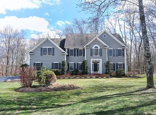 22 Josh Ln, Danbury, CT 06811