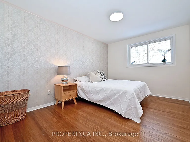 701 Sunnypoint Dr — Photo 8