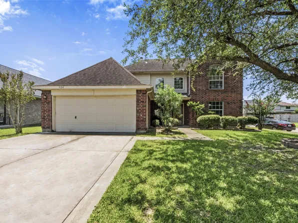 924 Chad Ln, Baytown, TX 77521