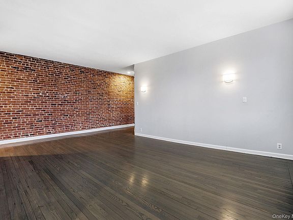 5th image of 11 Alden Road #1M