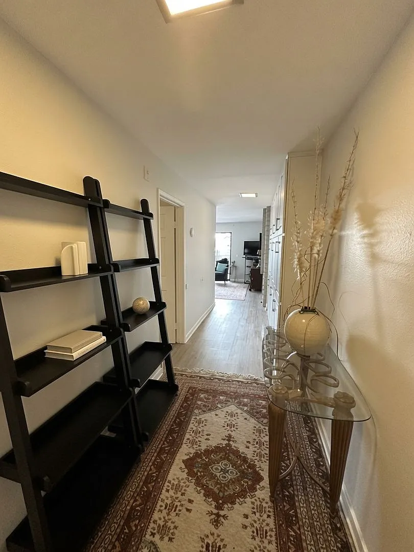 Fully Furnished in Bristol Cove Carlsbad! — Photo 3