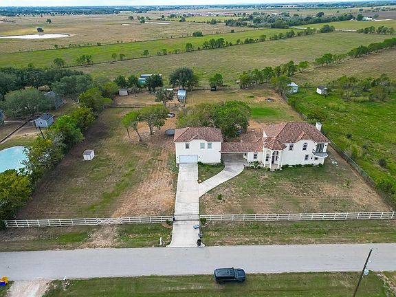 2nd image of 7915 Kirk Rd