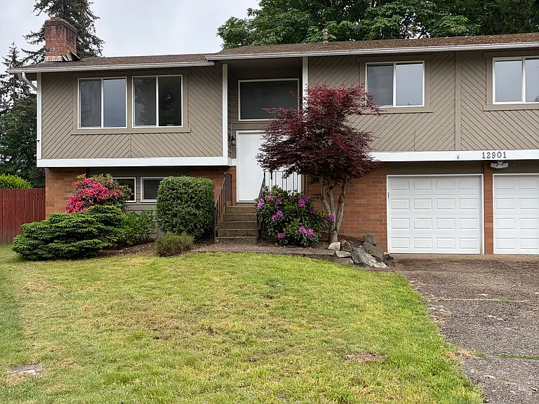 12901 SE 158th Pl — Photo 1