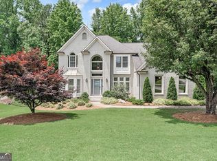4045 Bridle Ridge Dr, Suwanee, GA 30024