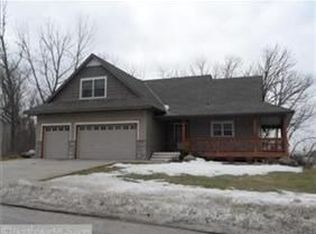 8453 Gatewater Dr, Monticello, MN 55362