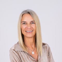 Daintrie Zega