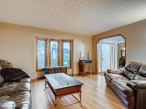 5th image of 13070 Heatherstone Cir