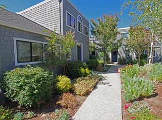 2080 Marich Way APT 17, Mountain View, CA 94040