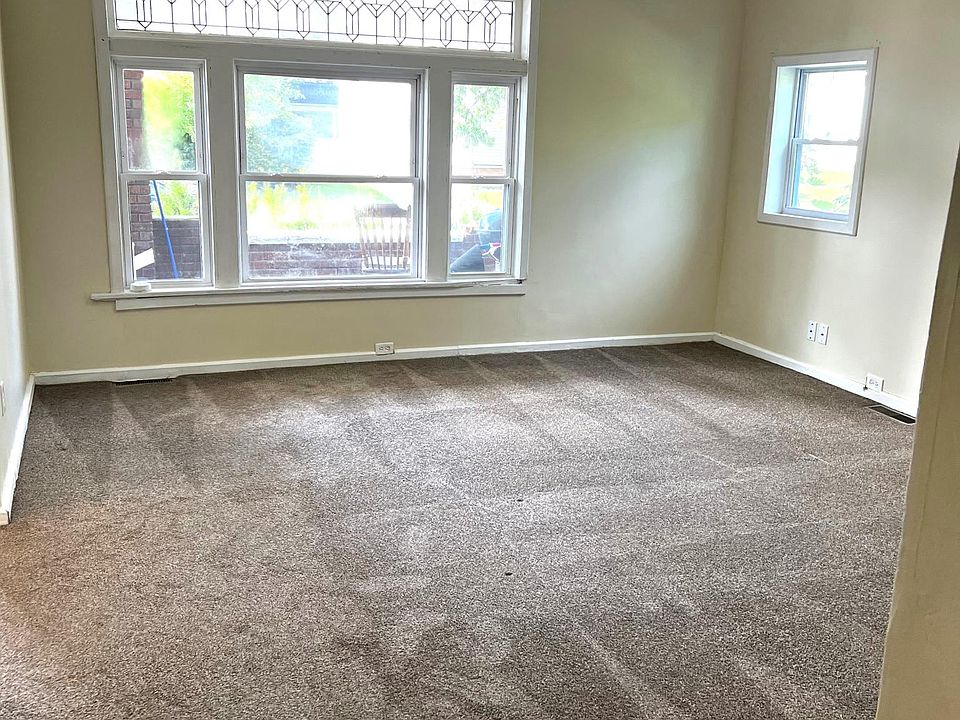 1st image of 439 W 8th St APT 1